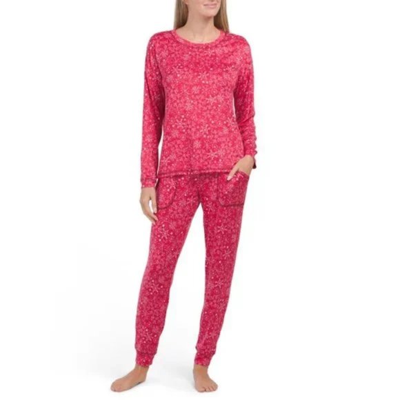 NWT JACLYN INTIMATES Red Cozy Snowflake Pajama Set 261no - Picture 1 of 4